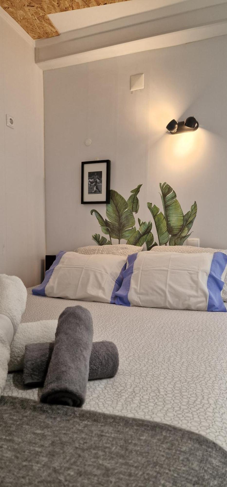 Perfectly Located Apartment In Santa Catarina - Bairro Alto Lisbon Exterior photo